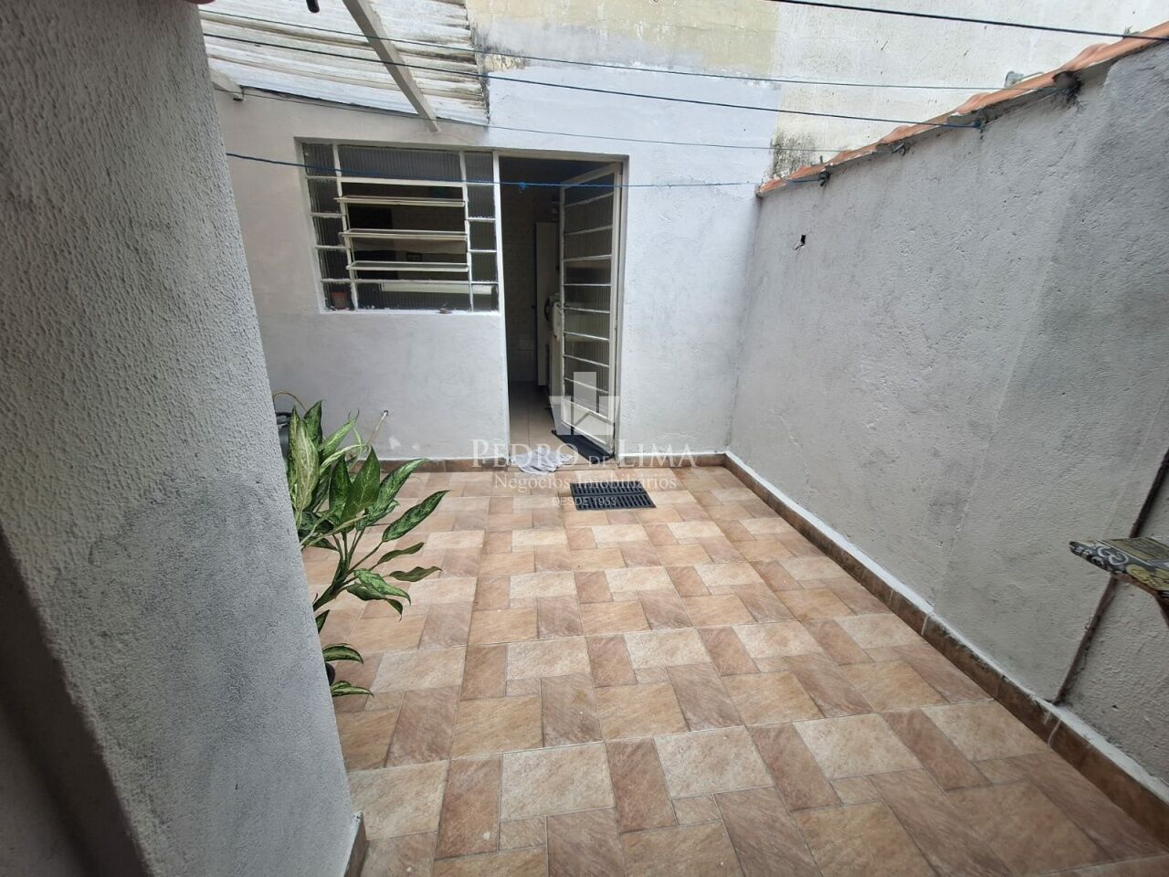 Sobrado frontal na Ponte Rasa