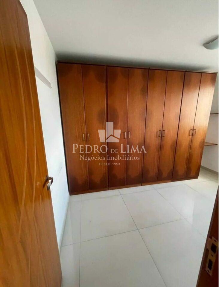 Apartamento de 2 Dormitórios, sala, cozinha e 1 vaga na Vila Curuça