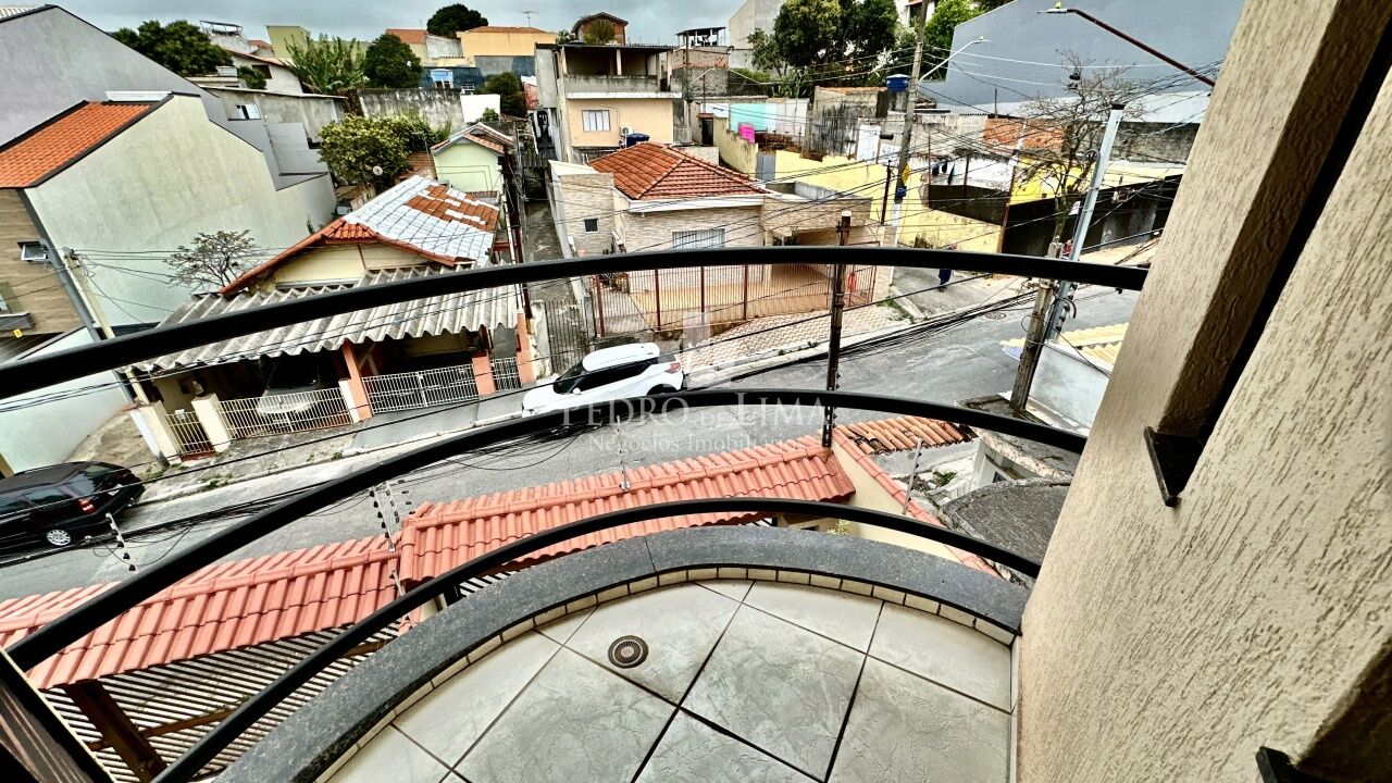 Sobrado frontal 3 Quartos, 1 Suite e 3 Vagas/ Penha