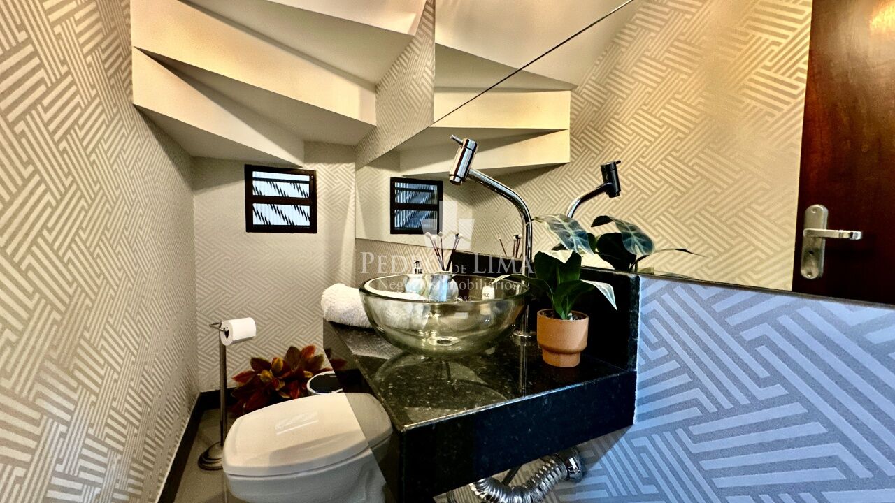 Sobrado frontal 3 Quartos, 1 Suite e 3 Vagas/ Penha