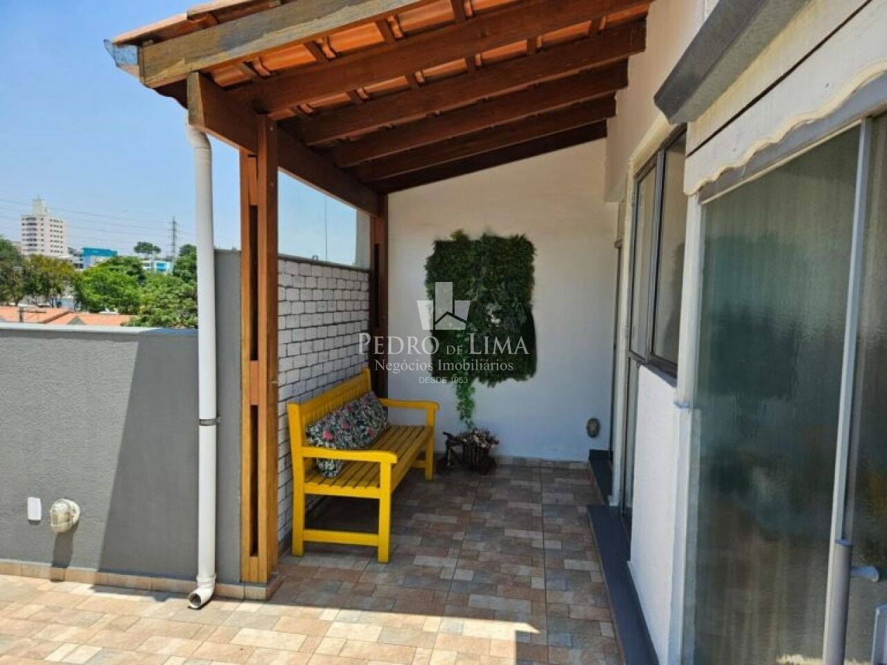 Apartamento de Duplex no Cangaíba