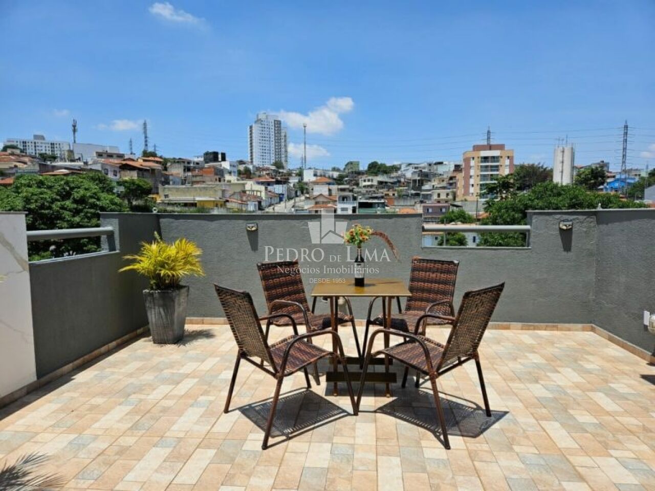 Apartamento de Duplex no Cangaíba