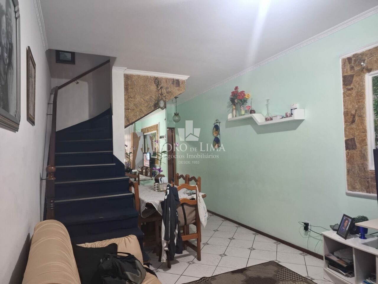imagem do imovel Sobrado frontal á venda conta com 3 quartos,  2 vagas de garagem na Ponte Rasa ref: PE43215