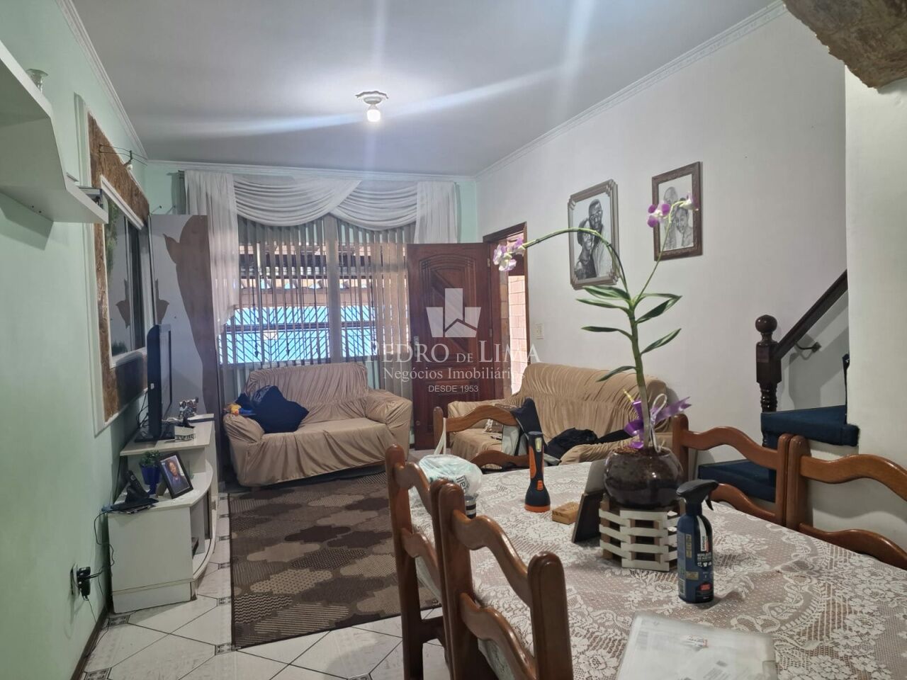 imagem do imovel Sobrado frontal á venda conta com 3 quartos,  2 vagas de garagem na Ponte Rasa ref: PE43215