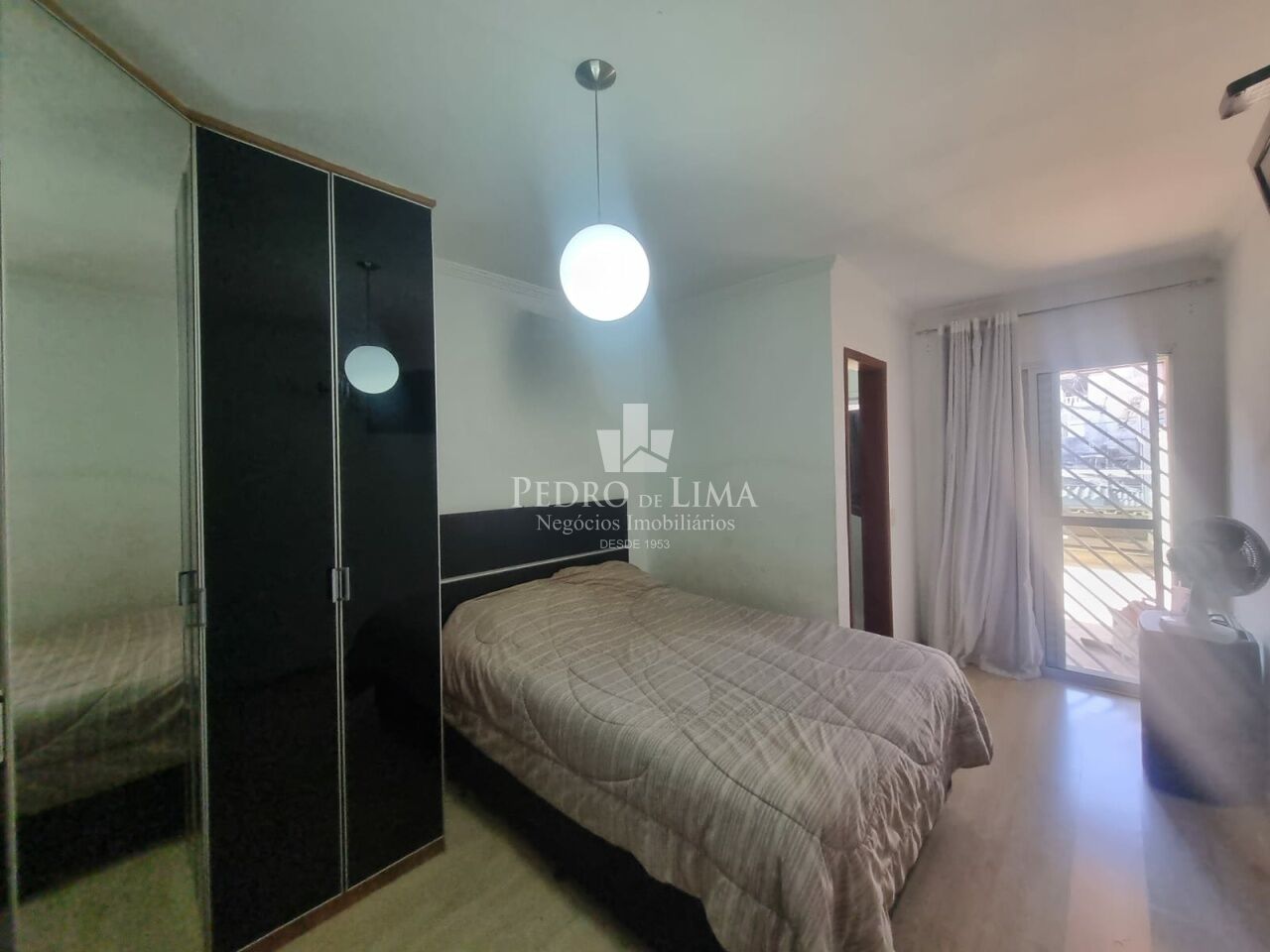 Sobrado Frontal Residencial de 2 suítes na Vila Costa Melo com 2 Vagas - Ponte Rasa