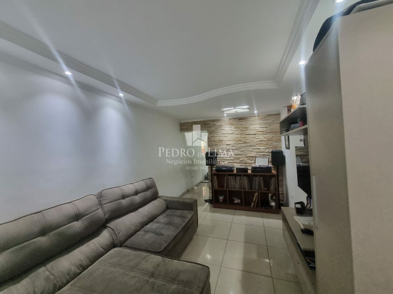 imagem do imovel Sobrado Frontal Residencial de 2 suítes na Vila Costa Melo com 2 Vagas - Ponte Rasa ref: PE43238