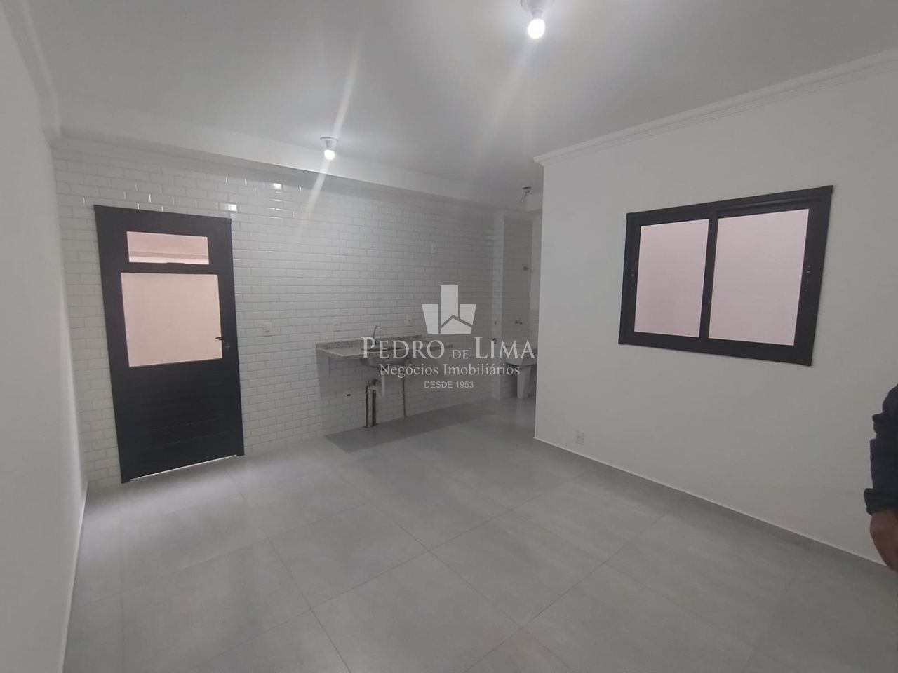 imagem do imovel  Apartamento Studio unidades a 50 mts da avenida Calim Eid - Vila Ré ref: PE43273