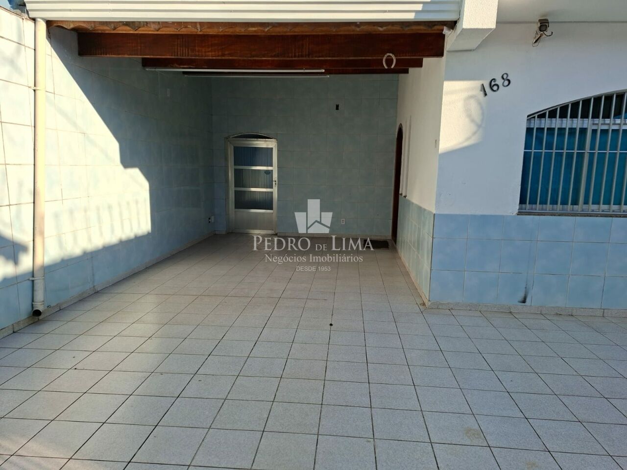 Sobrado na Região de São Miguel