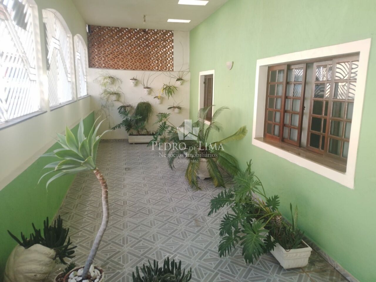 Casa Térrea 3 dormitórios e 2 vagas no Cangaíba