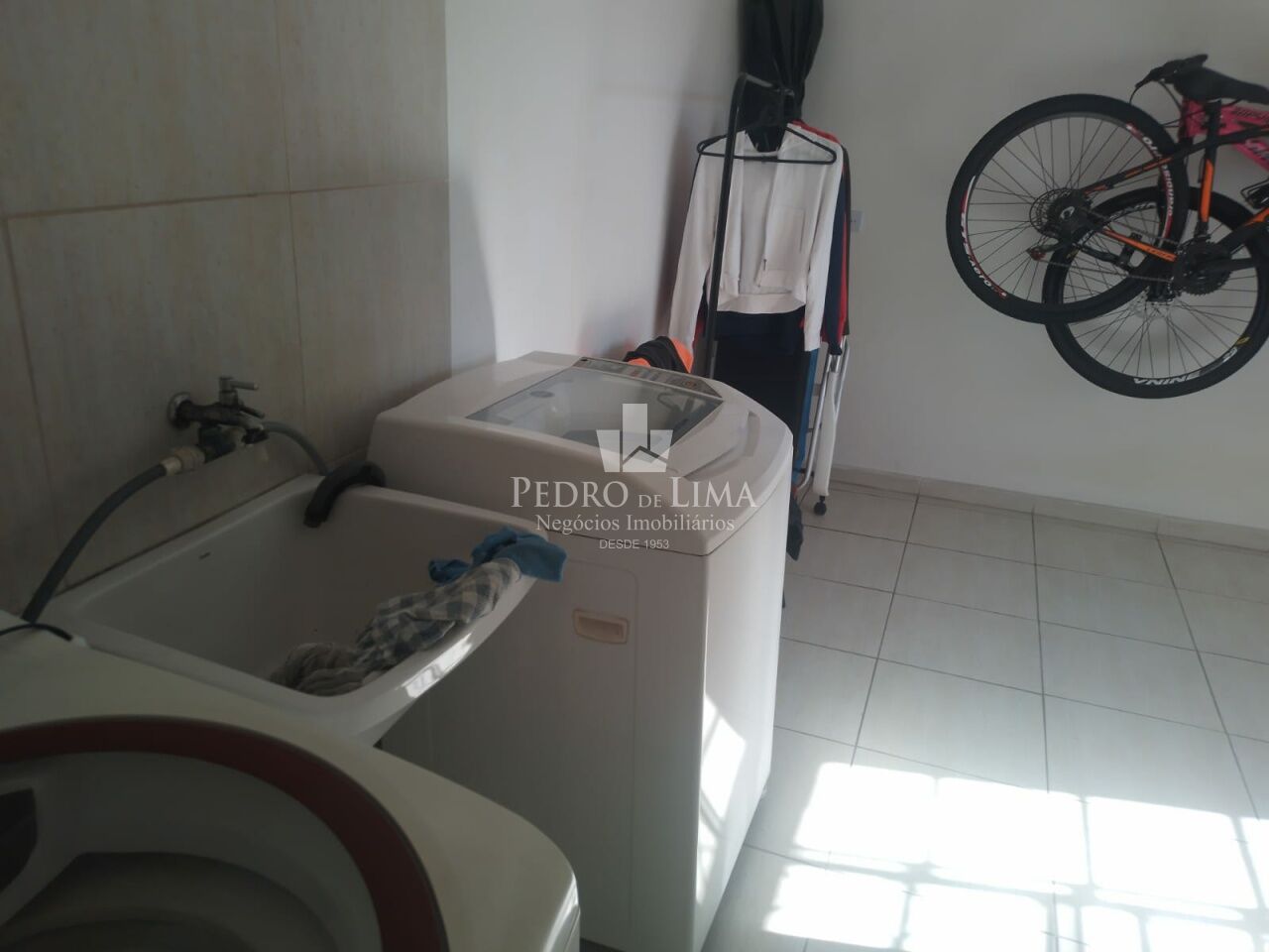 Casa Térrea 3 dormitórios e 2 vagas no Cangaíba