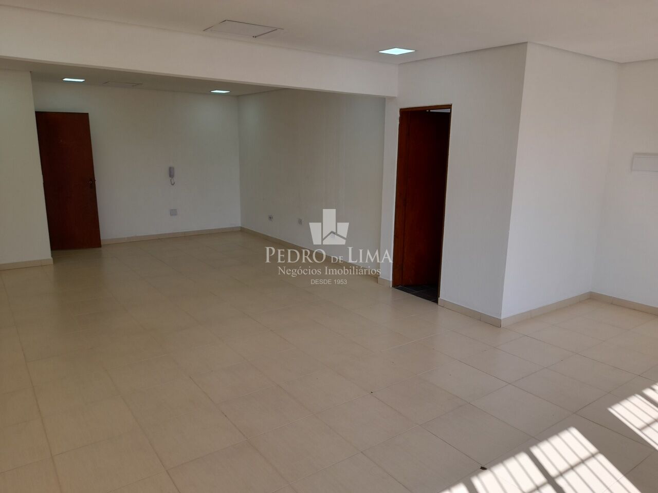 imagem do imovel Sala Comercial na Av. São Miguel , Vila Buenos Aires, com 50 m². ref: PE43371