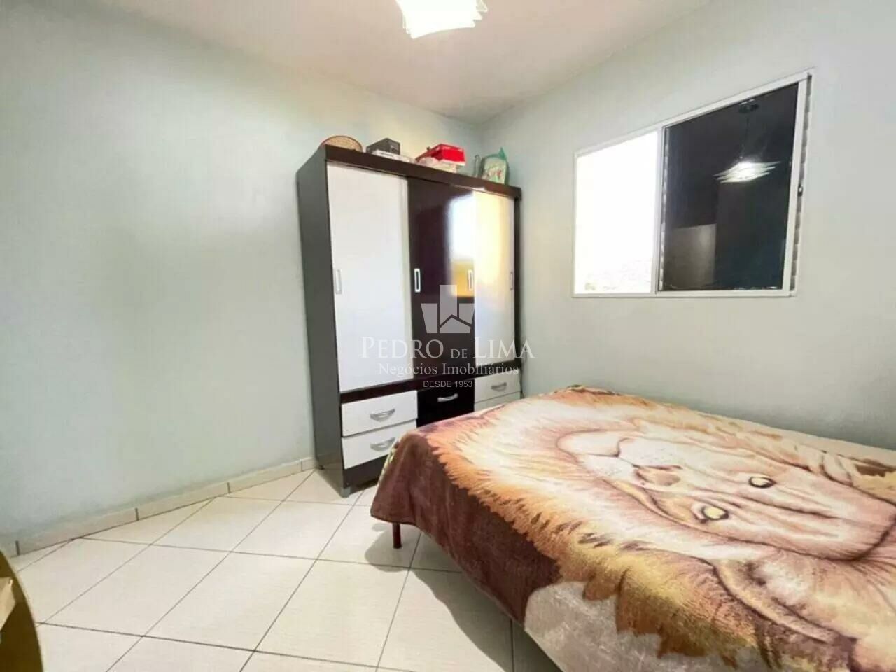Sobrado com 3 Dormitórios sendo 1 Suíte , sacada e 4 vagas de garagem na Penha