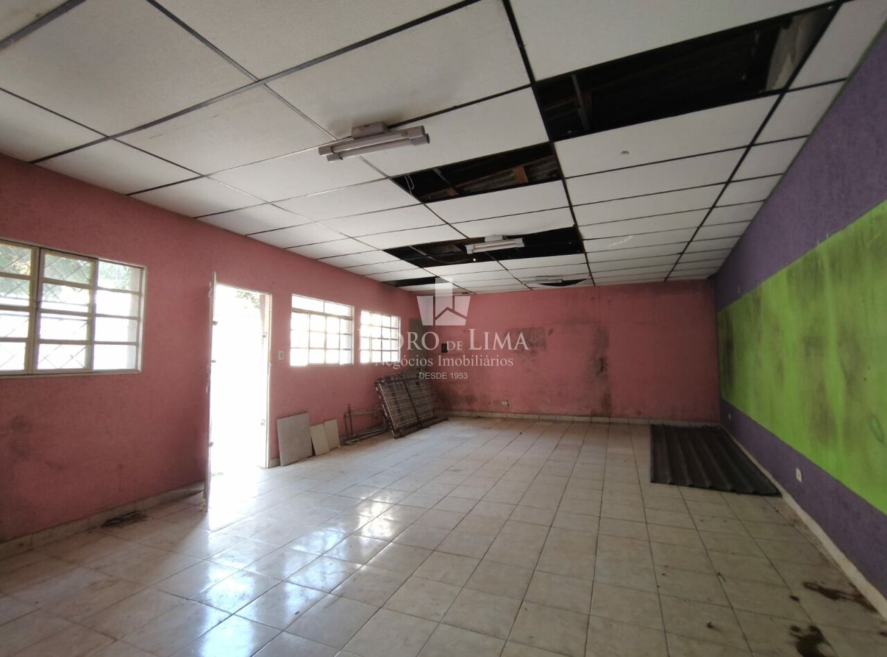 Sobrado frontal na regão da Vila Domitila - Ponte Rasa