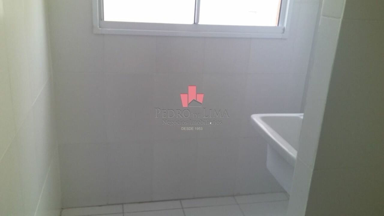 Apartamento com 2 dormitórios sendo 1 suíte, cozinha americana, sacada e 1 vaga na Ponte Rasa