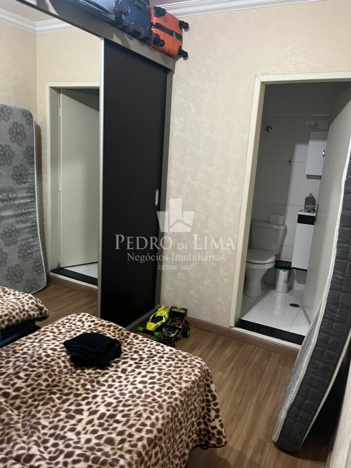 Sobrado frontal com 3 quartos sendo 3 suítes, sala dois ambientes e duas vagas no Arthur Alvim