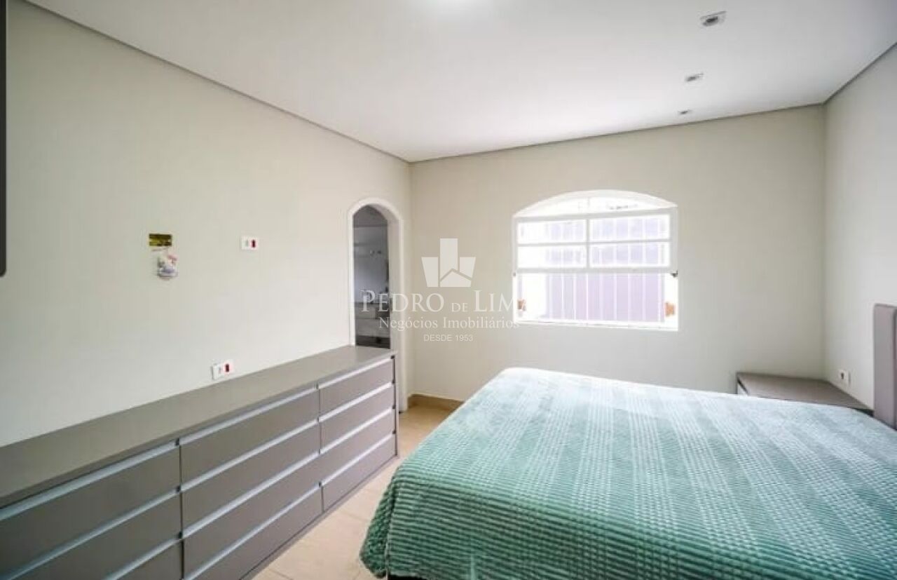 Casa Terrea 3 Quartos,1 Suite, 4 vagas e Quintal na Vila Matilde