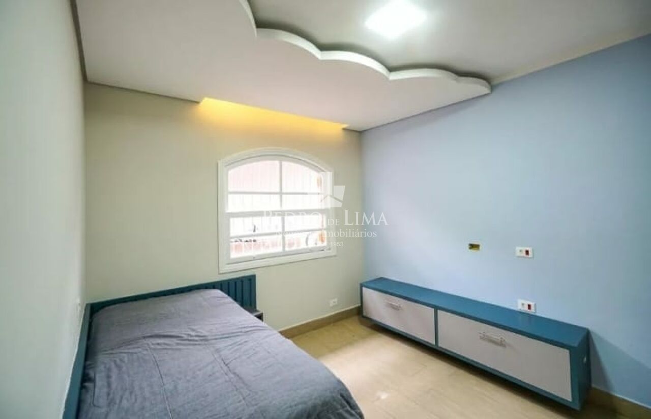 Casa Terrea 3 Quartos,1 Suite, 4 vagas e Quintal na Vila Matilde