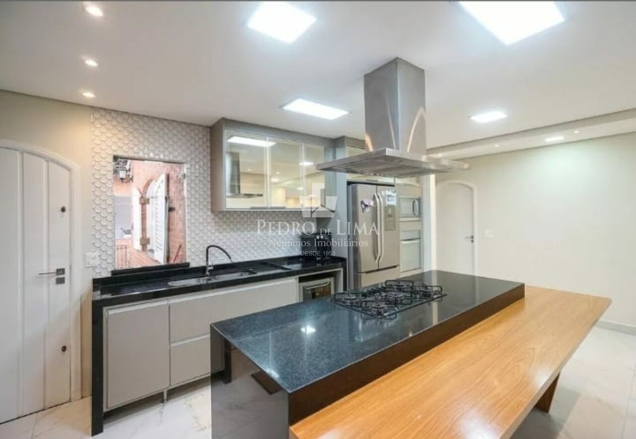 Casa Terrea 3 Quartos,1 Suite, 4 vagas e Quintal na Vila Matilde