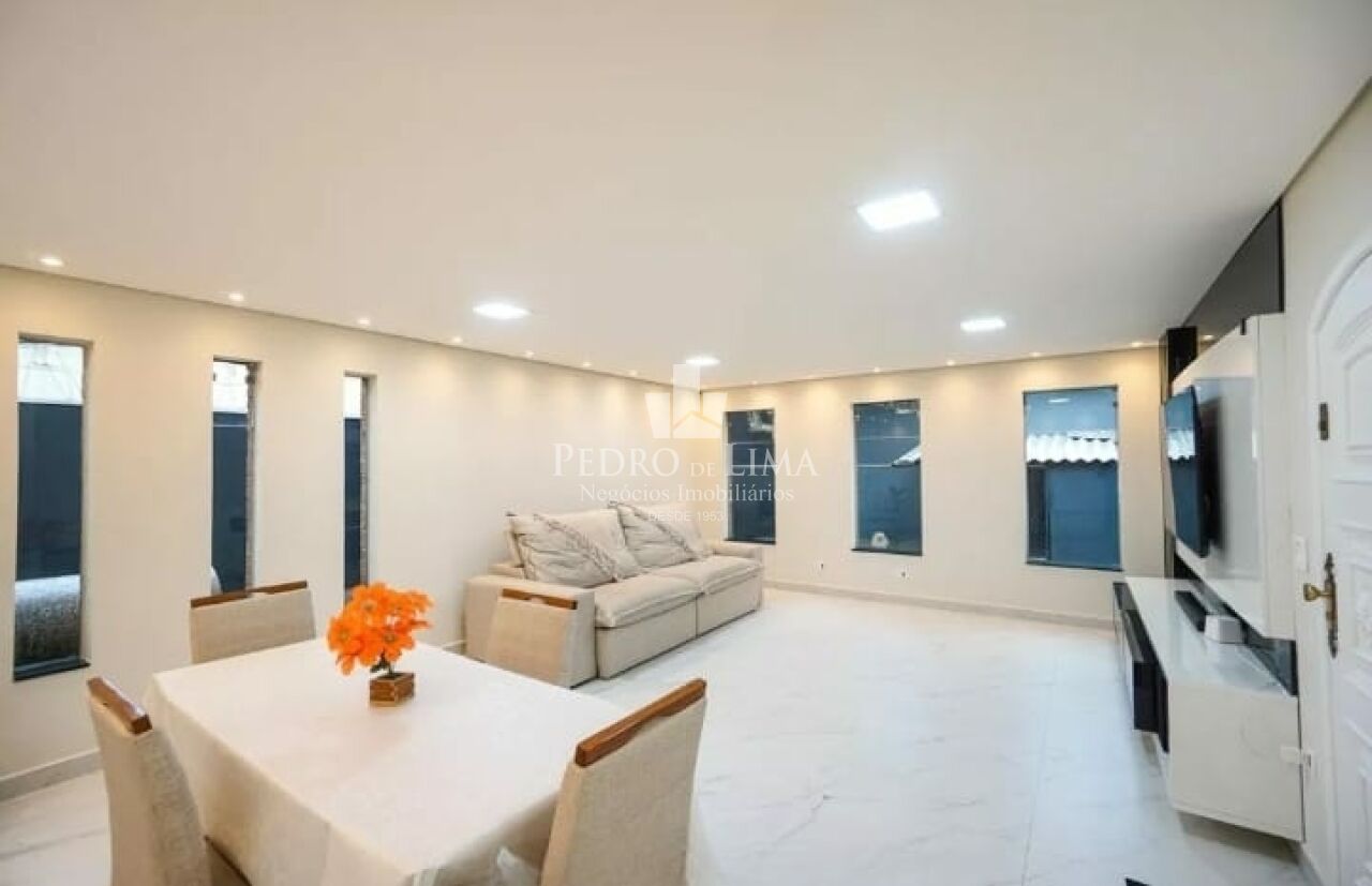 Casa Terrea 3 Quartos,1 Suite, 4 vagas e Quintal na Vila Matilde