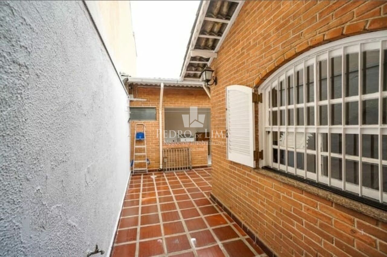 Casa Terrea 3 Quartos,1 Suite, 4 vagas e Quintal na Vila Matilde