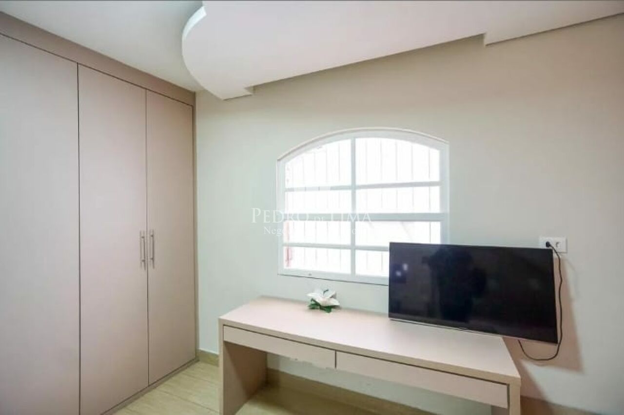 Casa Terrea 3 Quartos,1 Suite, 4 vagas e Quintal na Vila Matilde