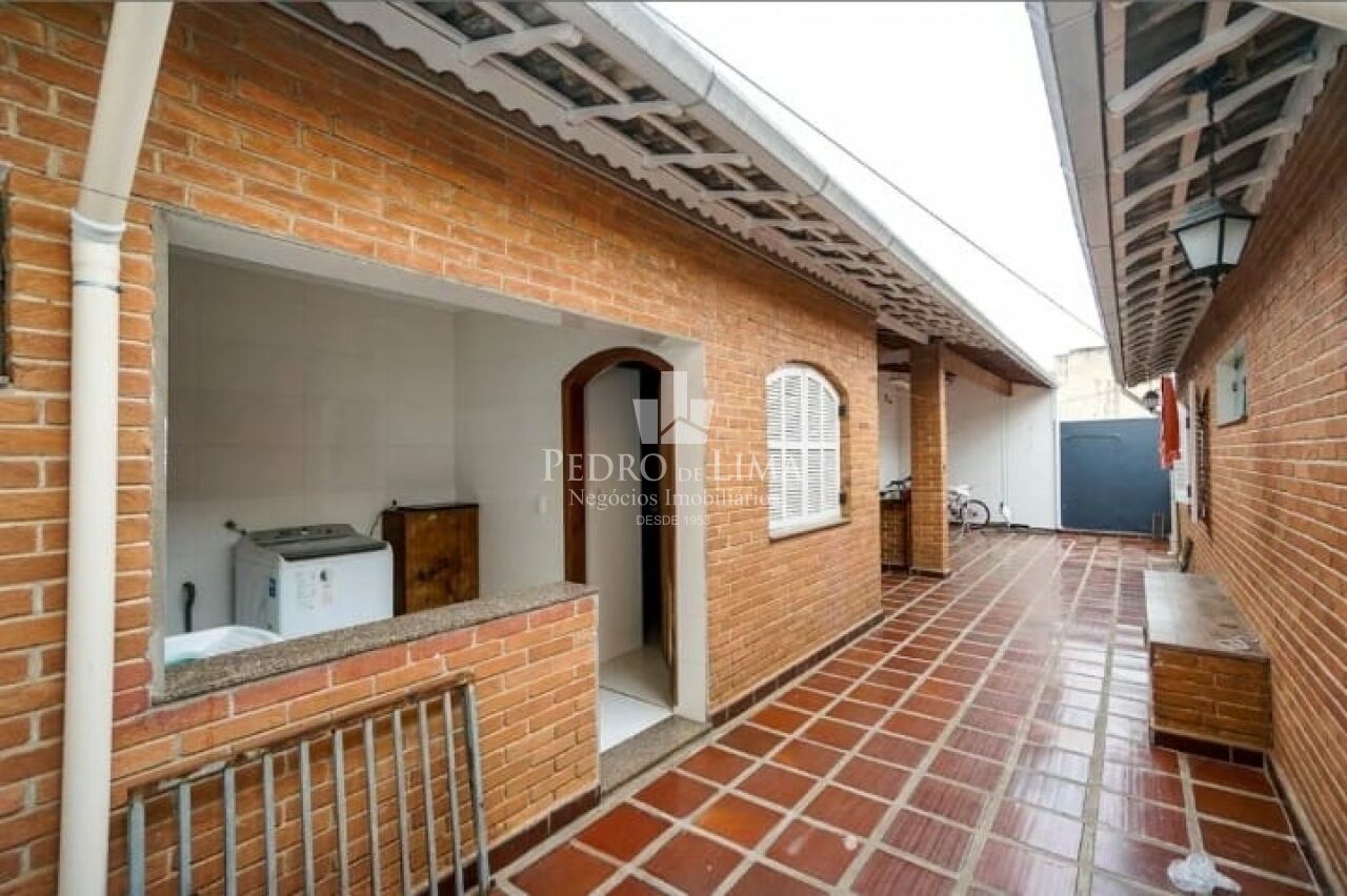 Casa Terrea 3 Quartos,1 Suite, 4 vagas e Quintal na Vila Matilde