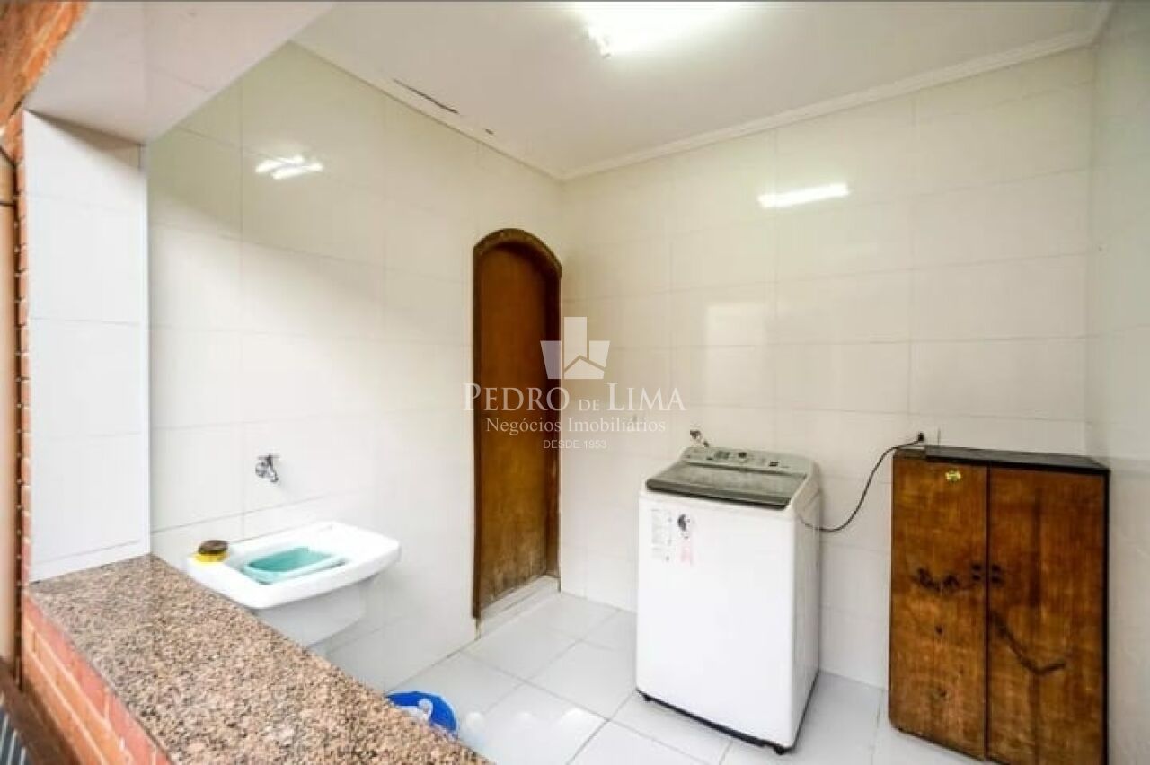Casa Terrea 3 Quartos,1 Suite, 4 vagas e Quintal na Vila Matilde