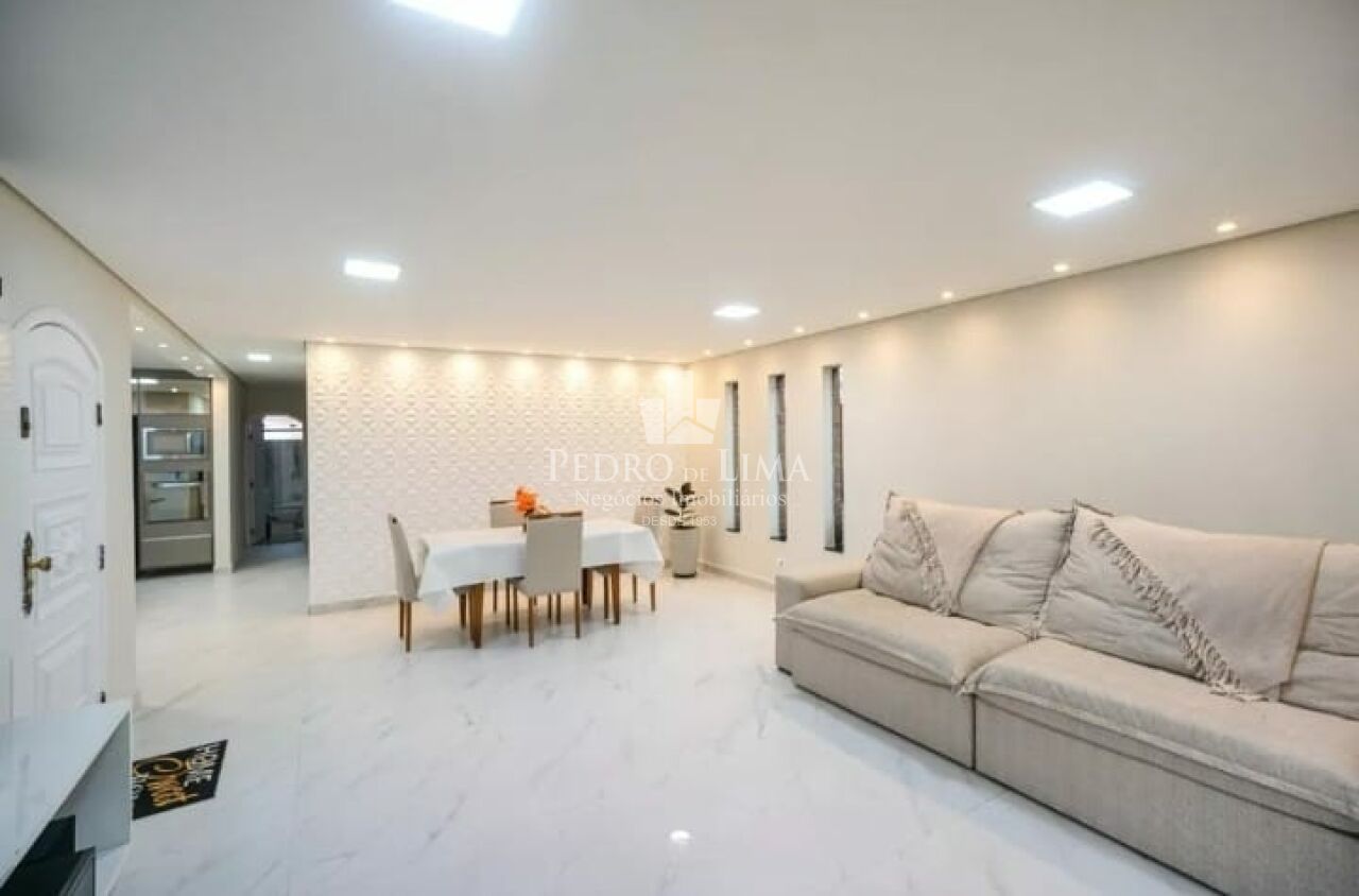 Casa Terrea 3 Quartos,1 Suite, 4 vagas e Quintal na Vila Matilde