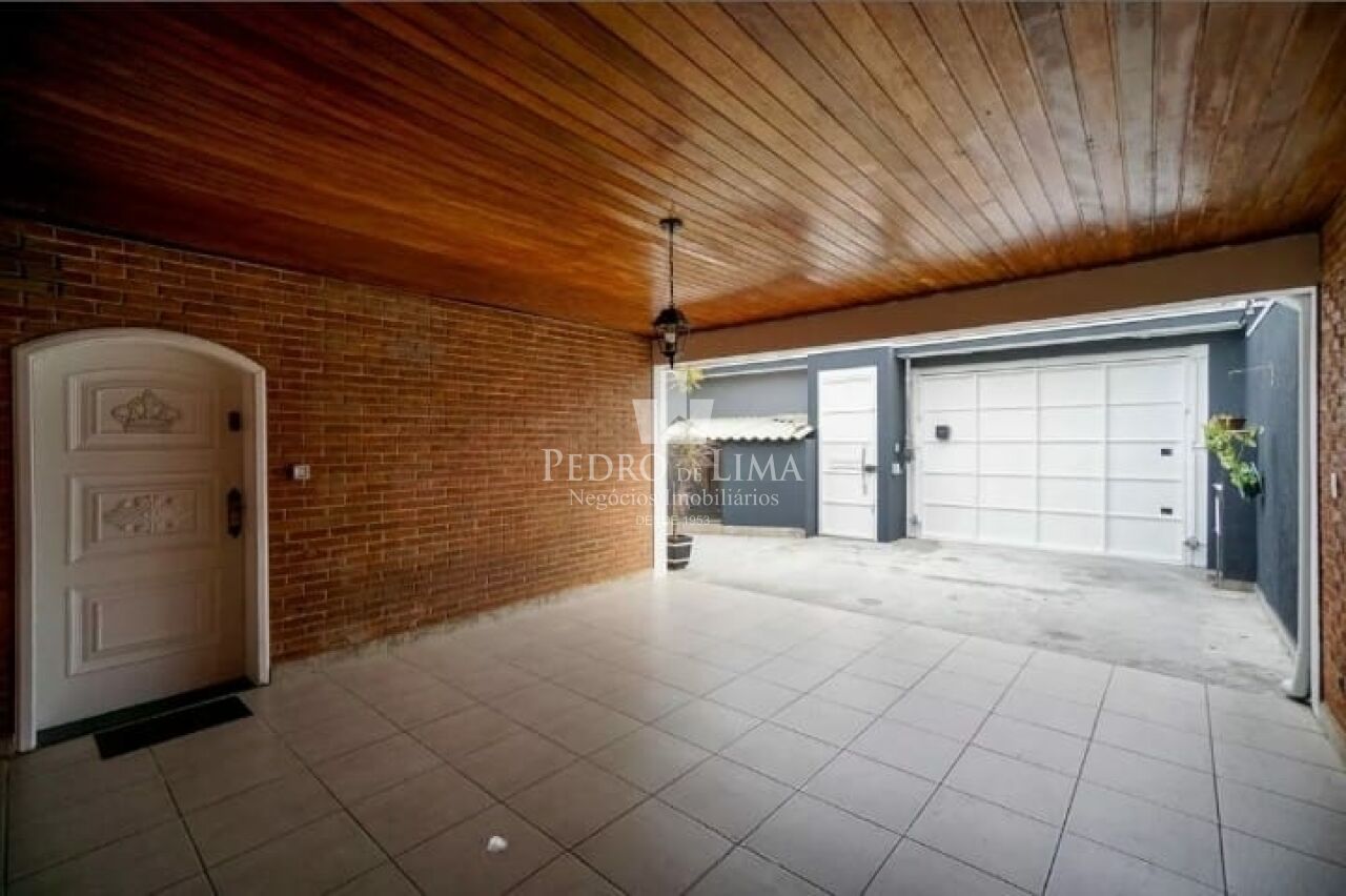 Casa Terrea 3 Quartos,1 Suite, 4 vagas e Quintal na Vila Matilde