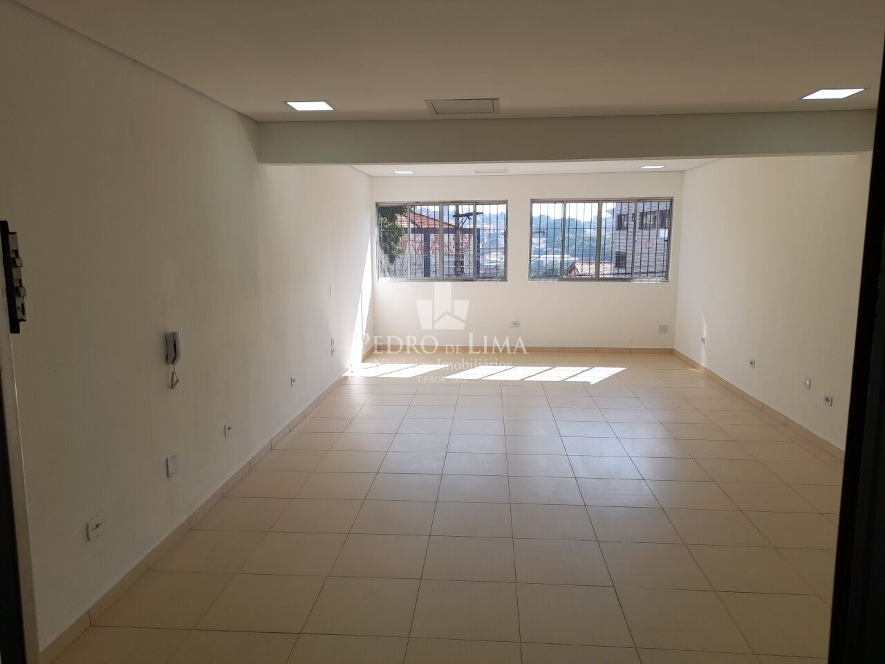 imagem do imovel Sala Comercial na Av. São Miguel , Vila Buenos Aires, com 50 m². ref: PE43492