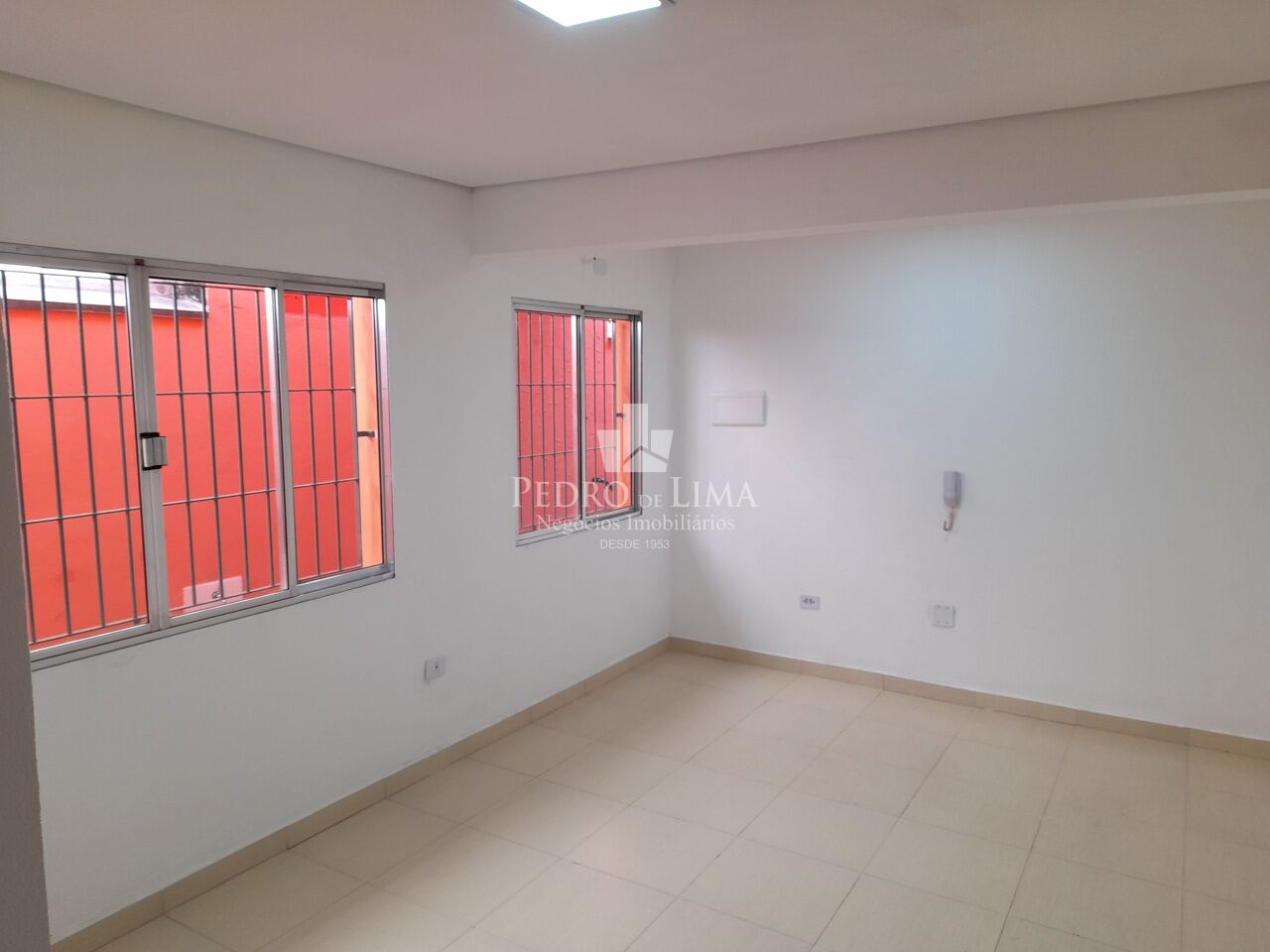 imagem do imovel Sala Comercial na Av. São Miguel , Vila Buenos Aires, com 20 m². ref: PE43494