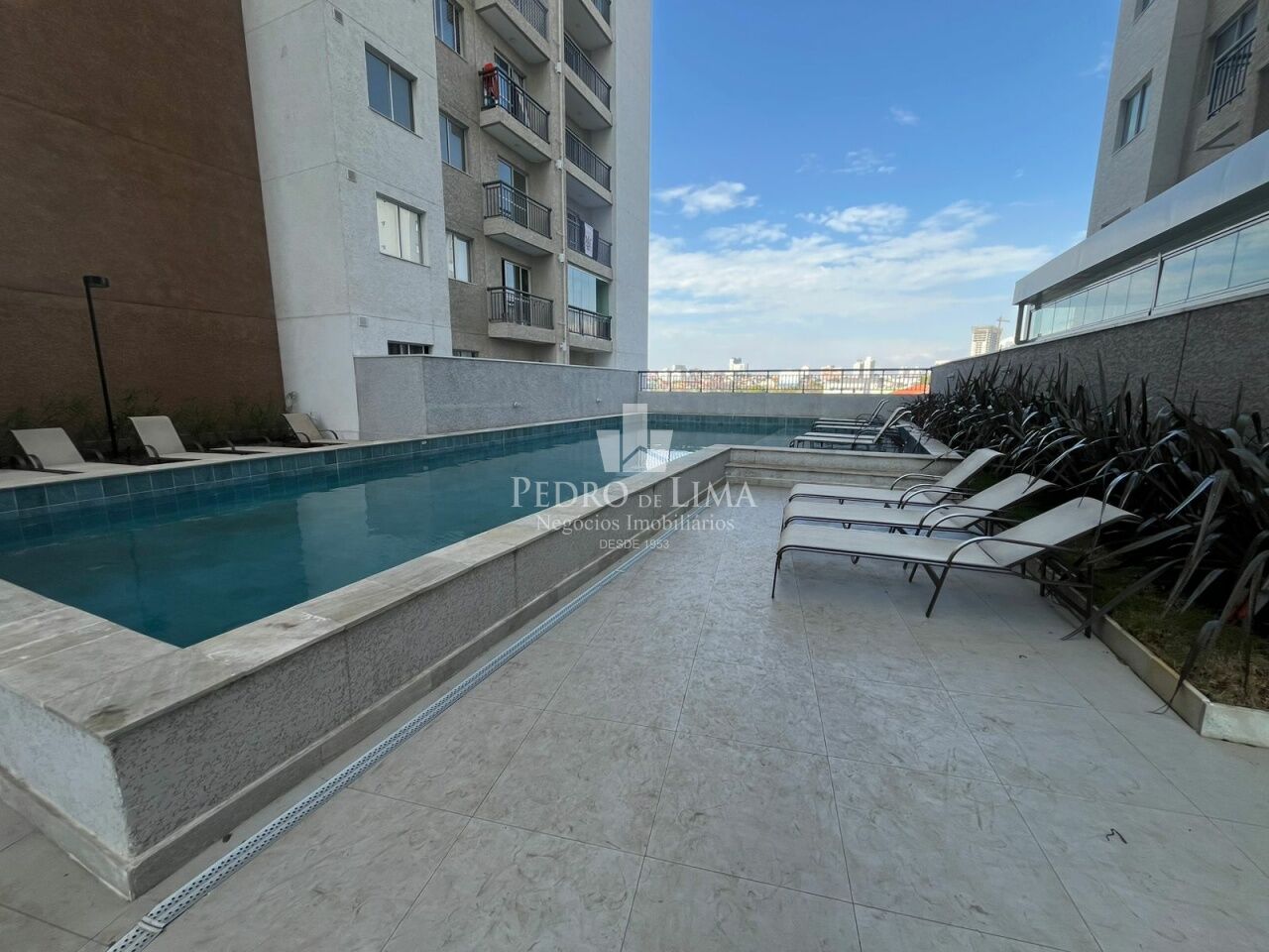 Apartamento de 37 m² próximo o metro Guilhermina Esperança