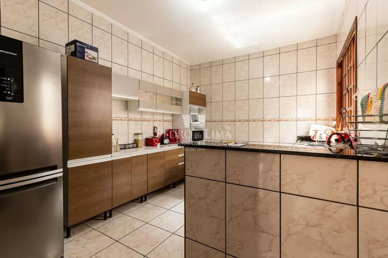 Casa terrea  com quartos amplos e quintal na Penha