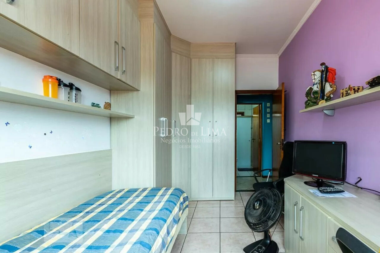 Casa terrea  com quartos amplos e quintal na Penha