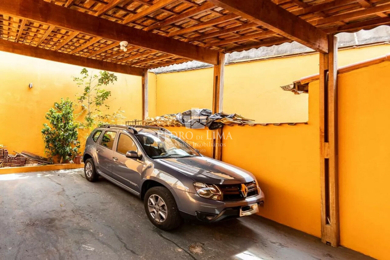 Casa terrea  com quartos amplos e quintal na Penha