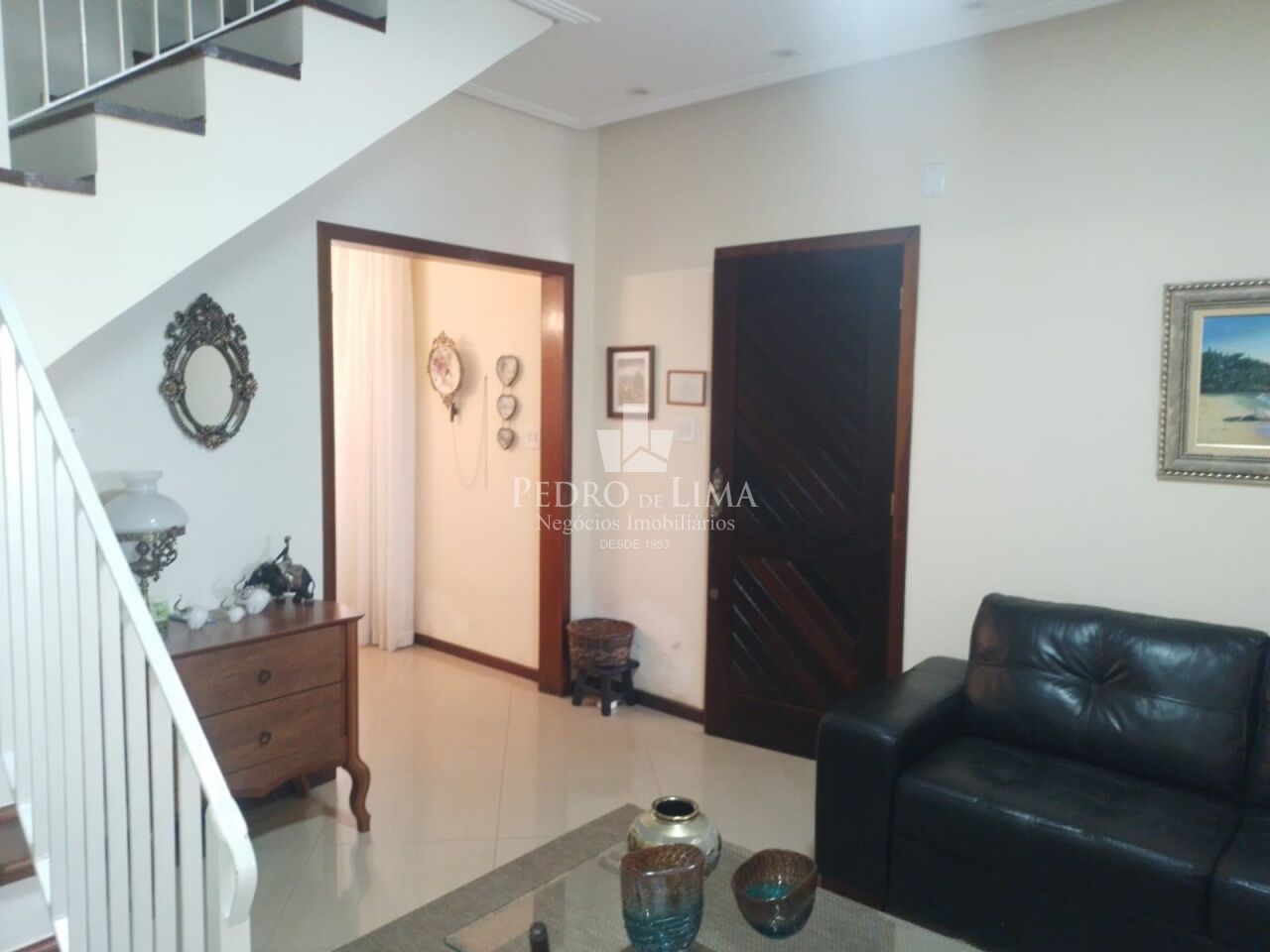imagem do imovel Sobrado Frontal com 3 dormitórios 3 suites 4 vagas na Ponte Rasa ref: PE43571