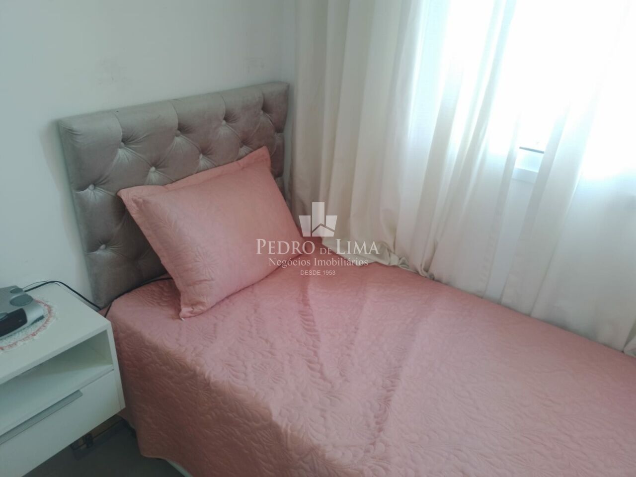 Apartamento 2 quartos 1 deles suíte e 1 vaga na Penha
