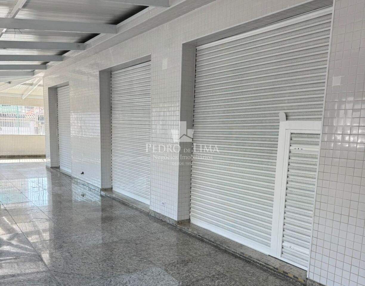 Salão Comercial em Itaquera, 500 m² útil excelente localização.