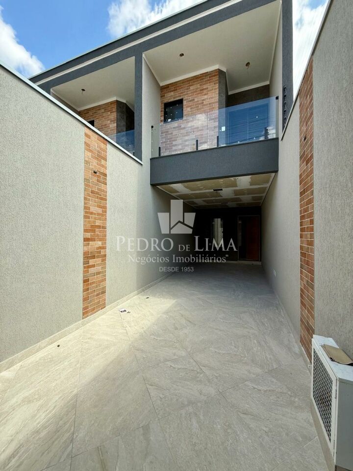 Sobrado frontal moderno na Penha de excelente localização 3 dormitórios, 1 suíte e 2 vagas