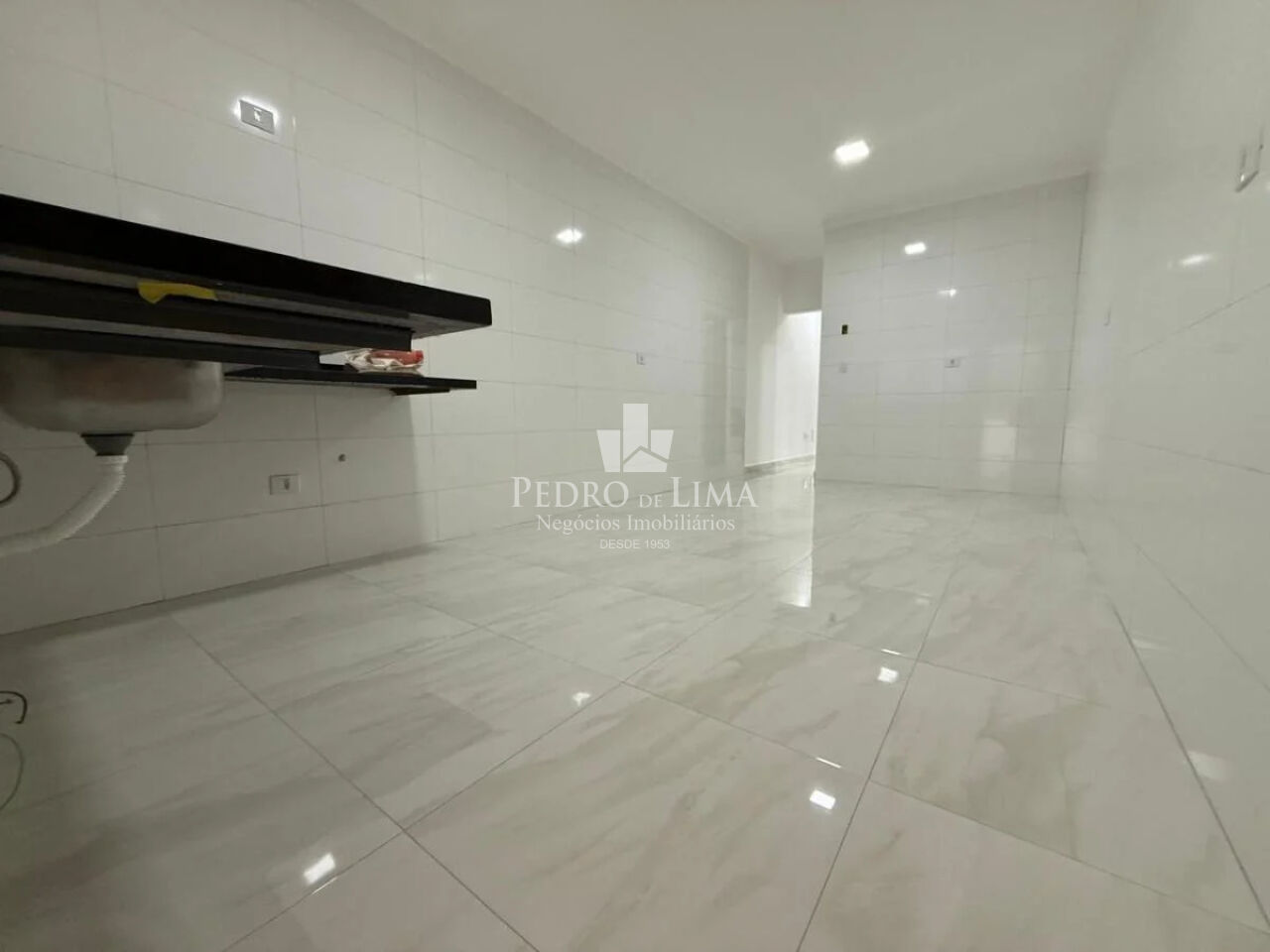 imagem do imovel Sobrado Novo 3 dormitorios, 1 suite e 2 vagas no Arthur Alvim ref: PE43601