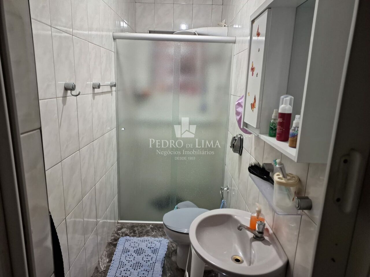Casa terrea  na região do Cangaiba 