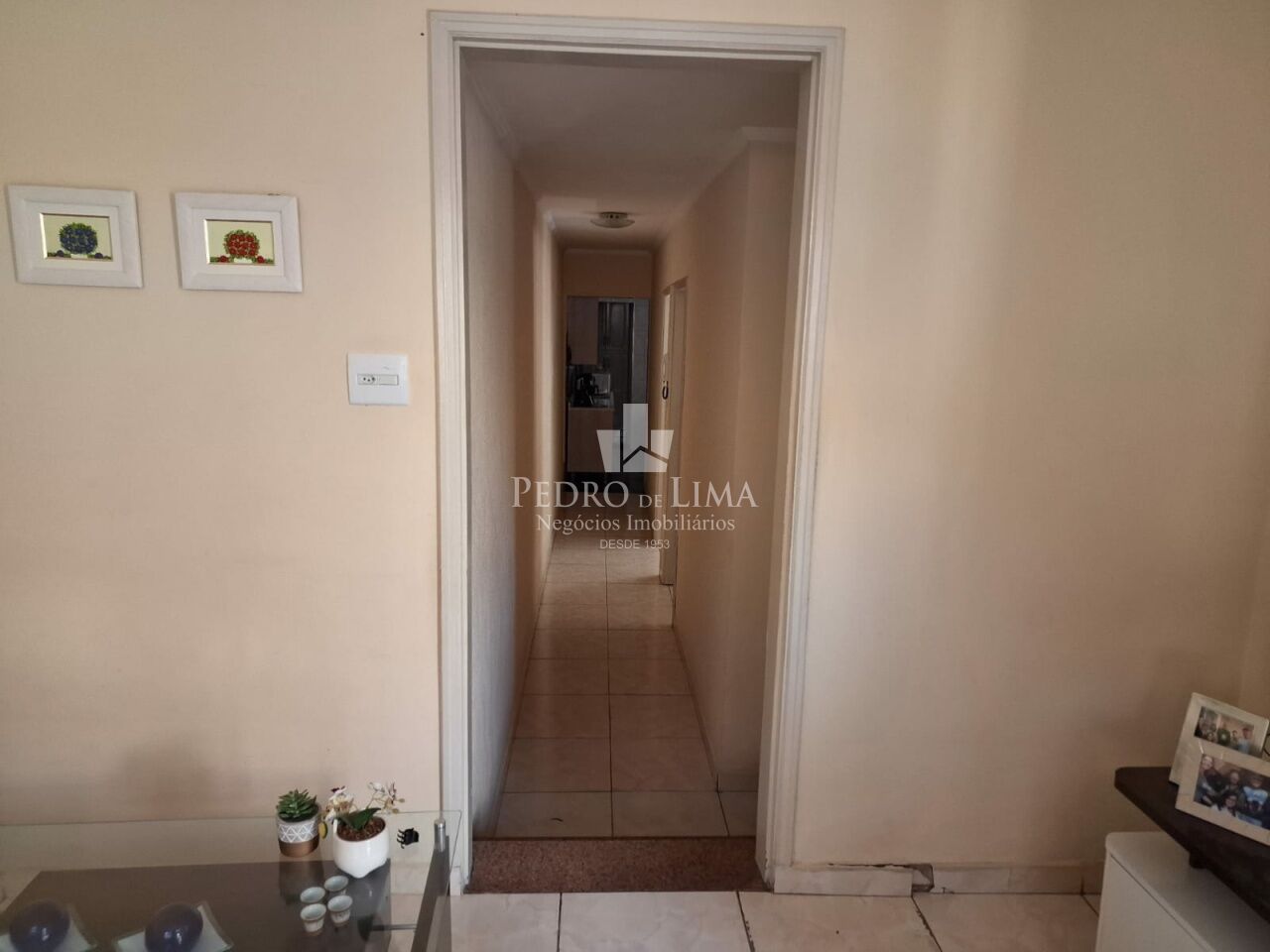 Casa terrea  na região do Cangaiba 