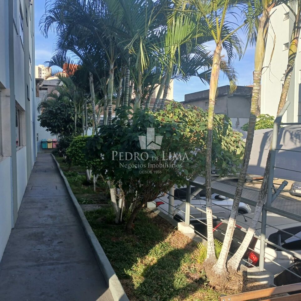 Apartamento na região do Cangaiba 