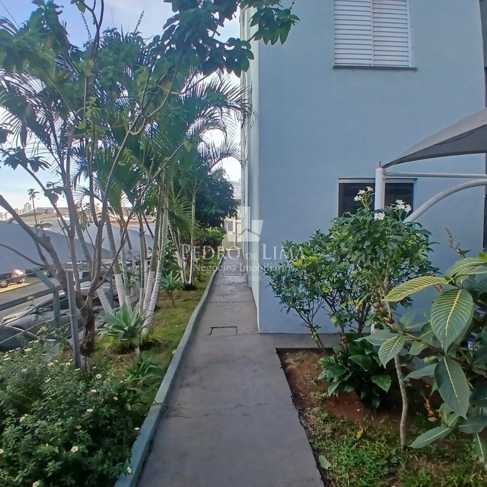 Apartamento na região do Cangaiba 