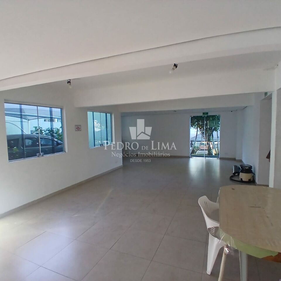 Apartamento na região do Cangaiba 