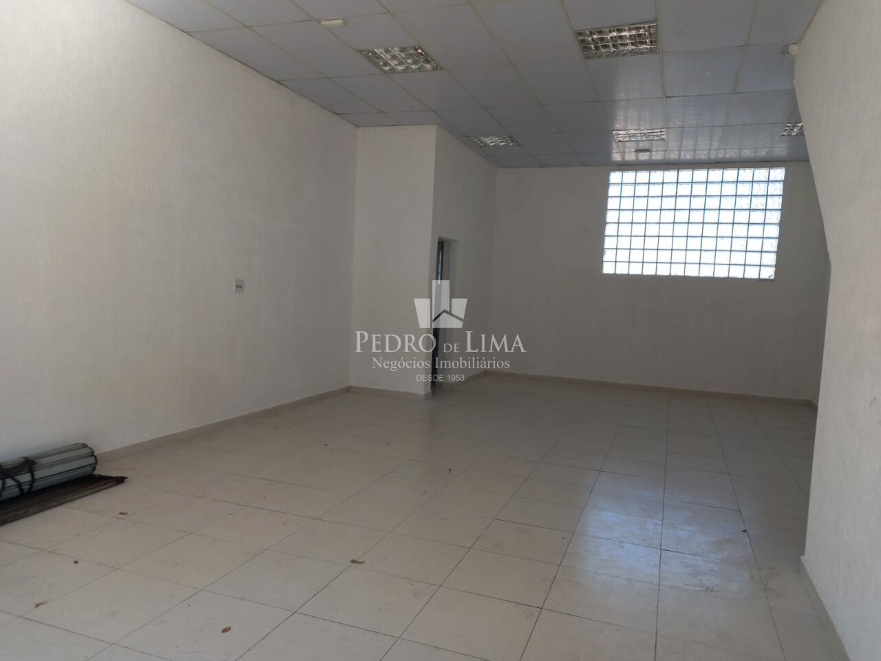 Salão comercial, 70m² no Cangaíba