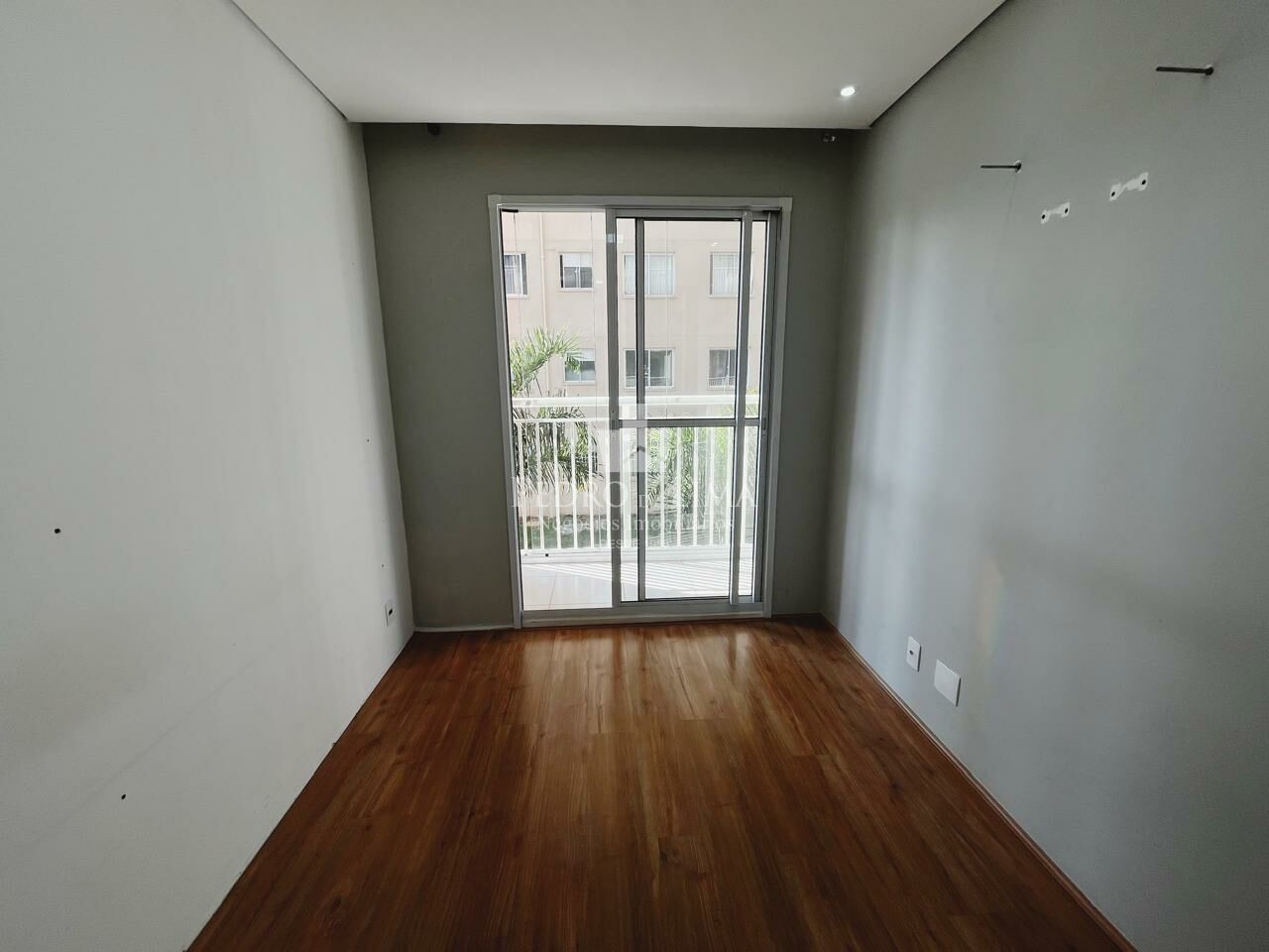 imagem do imovel Apartamento 1 dormitorio com sacada na Vila Penteado - Cangaíba ref: PE43692