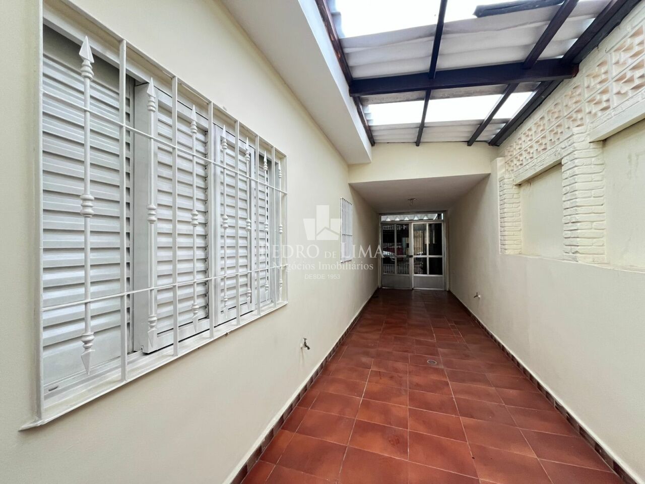 Casa Ampla com Edícula e 3 Vagas de Garagem Próximo a estação Engenheiro Goulart no Cangaíba  