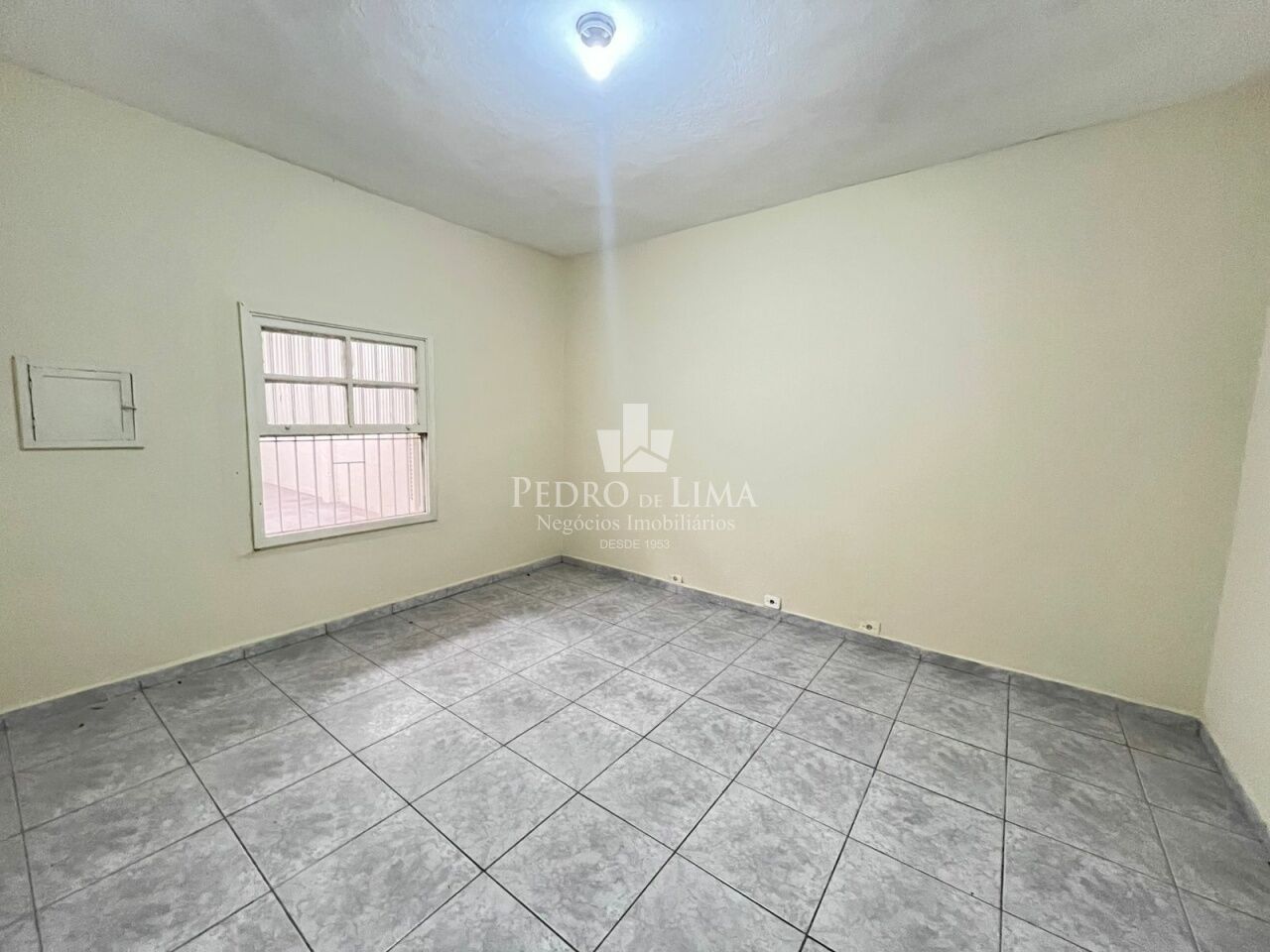 Casa Ampla com Edícula e 3 Vagas de Garagem Próximo a estação Engenheiro Goulart no Cangaíba  