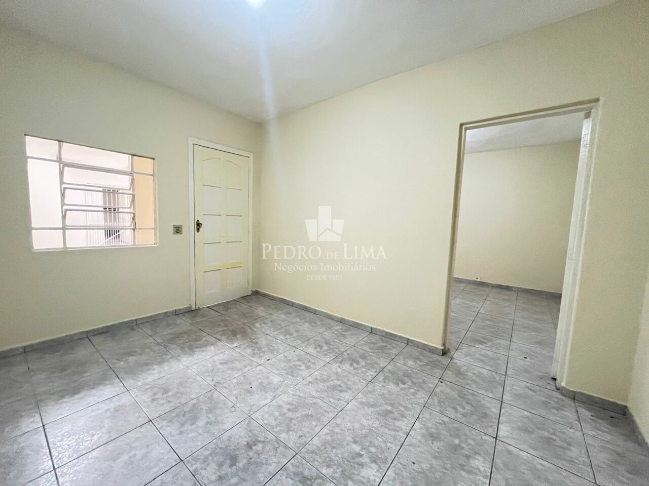 Casa Ampla com Edícula e 3 Vagas de Garagem Próximo a estação Engenheiro Goulart no Cangaíba  